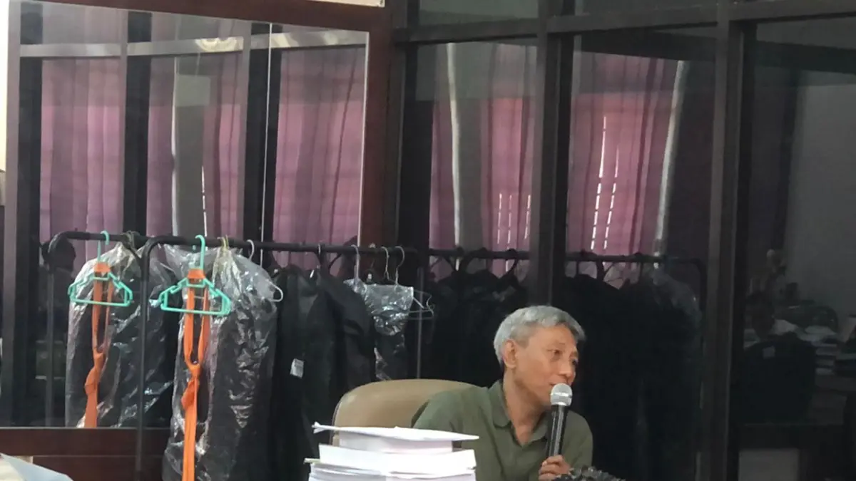 RAPAT KERJA: Anggota DPRD Kota Palu Komisi B Muslimum Menyoroti Roadmap dan Rumah Produksi Untuk UMKM.(ANNISA NURUL WIBDY / RADAR PALU) 
