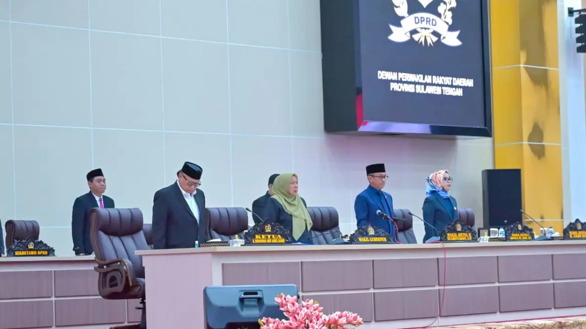 Rapat Paripurna DPRD Sulteng bahas rekomendasi LKPJ 2025 di Ruang Sidang Utama. (Ro Adpim Sulteng)
