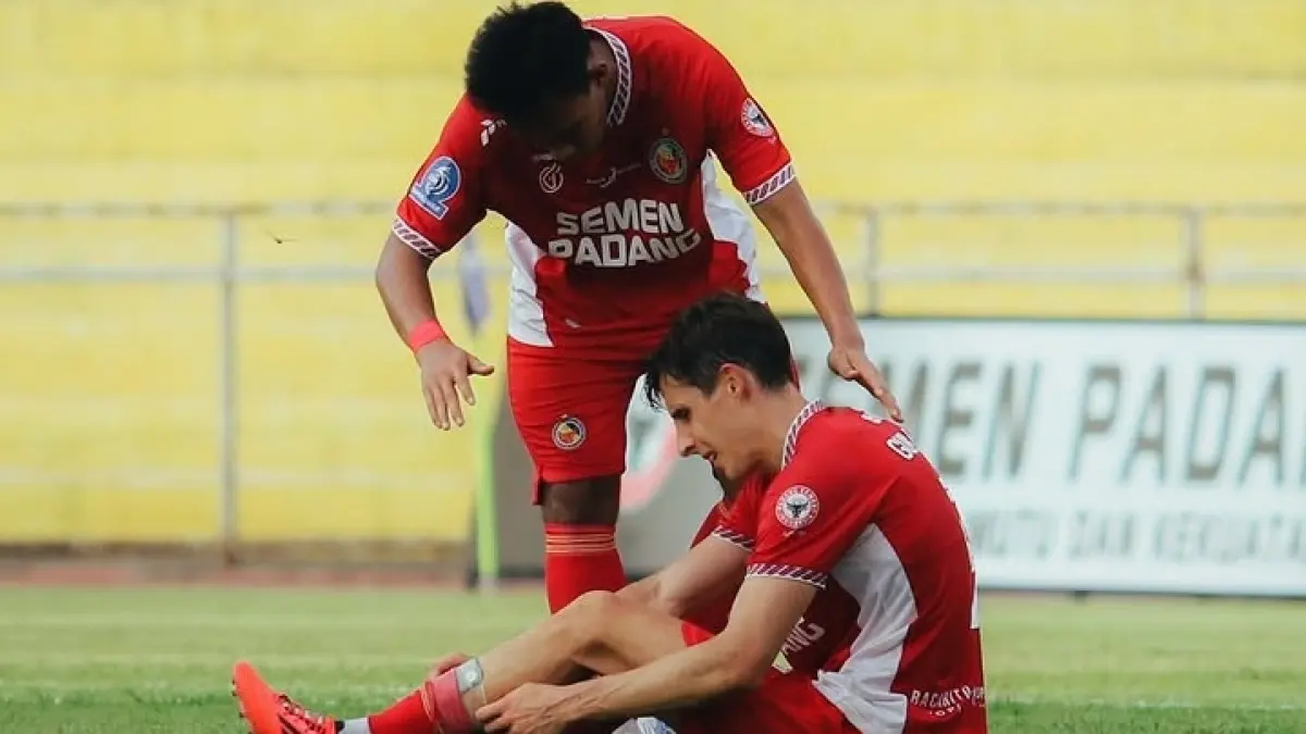 Semen Padang FC kembali menelan hasil buruk pada pekan ke-30 BRI Super League 2025/26.(Instagram/@semenpadangfcid)