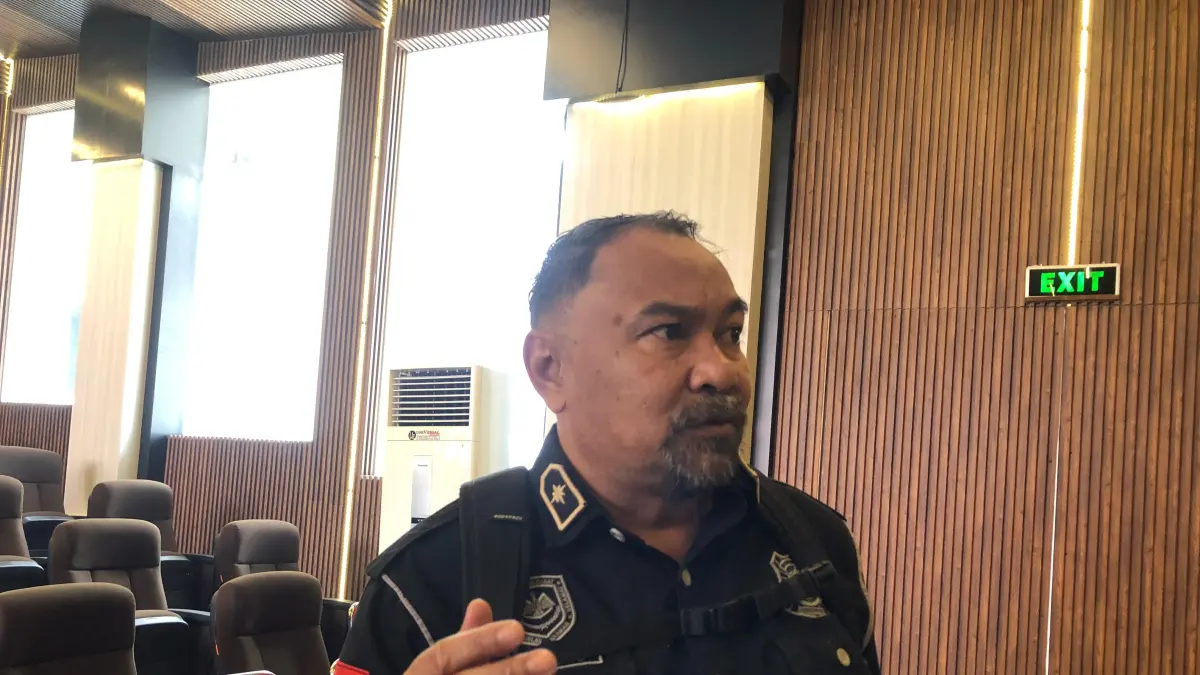 Kepala dinas Trisno sebut Dishub Palu kaji perubahan arus Jembatan I dan III, keputusan tunggu hasil&nbsp;survei.(Annisa Wibdy/RADAR PALU)