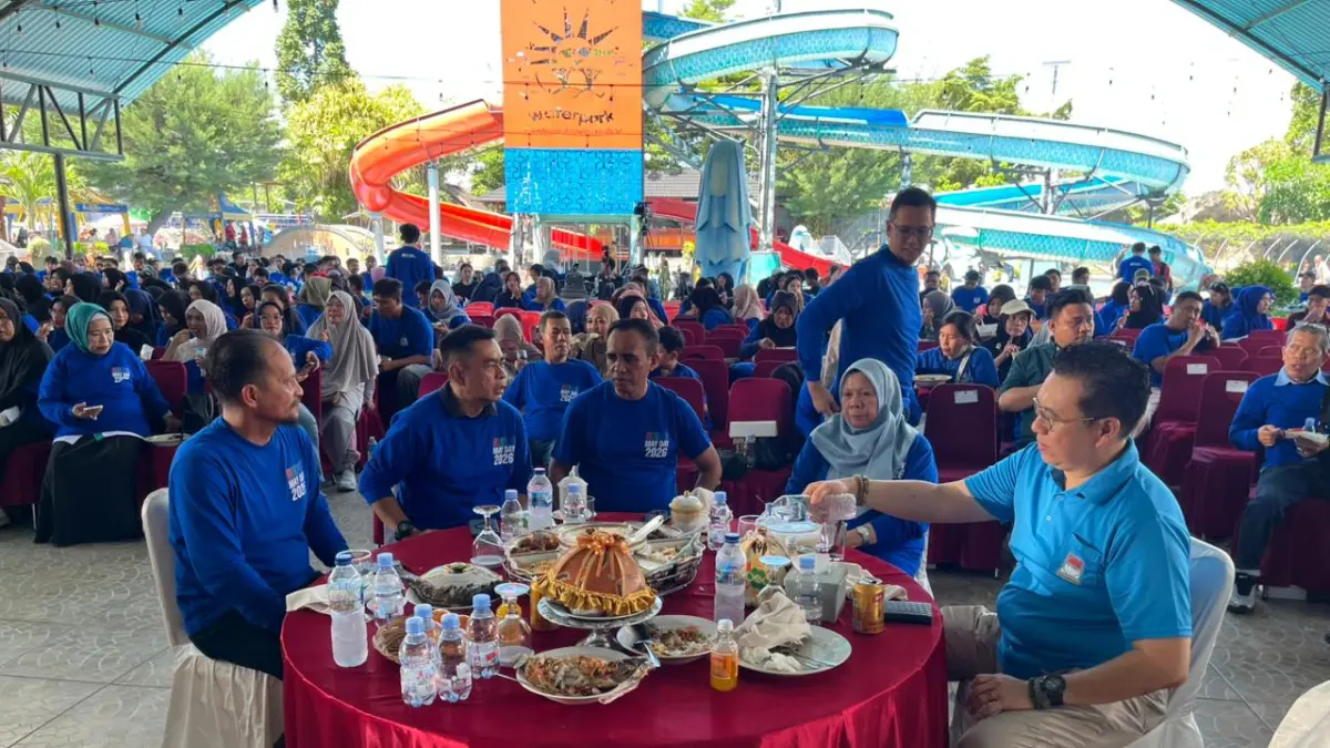HARI BURUH: Anggota DPRD Sulteng menghadiri peringatan Hari Buruh.(FOTO: HUMAS DPRD SULTENG/RADAR PALU).