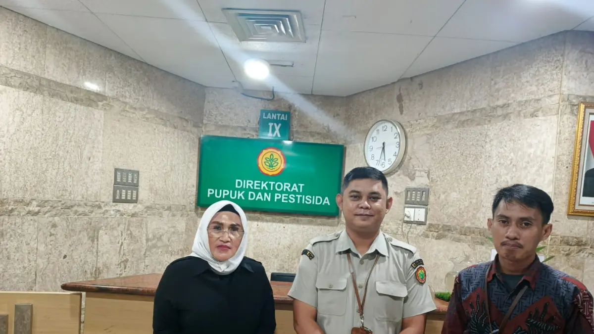 KUNJUNGAN: Komisi II DPRD Sulteng, diwakili Dr. Hj. Vera R. Mastura, S.Sos, M.Si melaksanakan kunjungan konsultasi ke Direktorat Jenderal Prasarana dan Sarana Pertanian Kementerian Pertanian Republik Indonesia.(FOTO: HUMAS DPRD Sulteng/RADAR PALU).