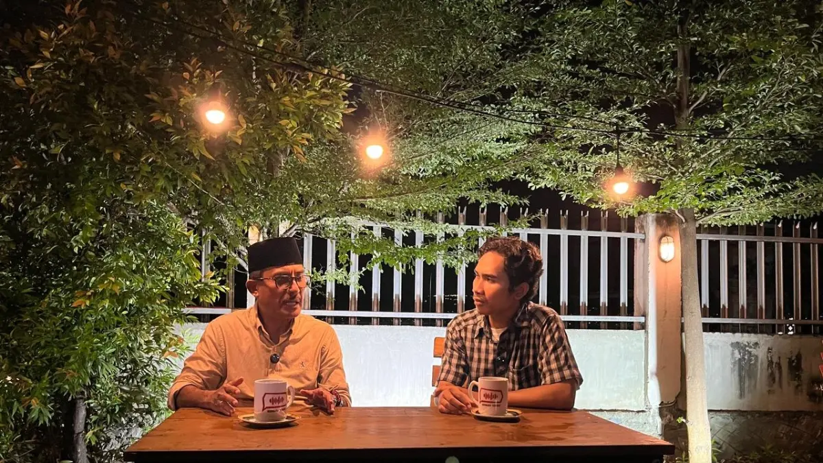 DISKUSI: Kabid Perencanaan dan Pengendalian Pendapatan Daerah Kota Palu, Sahdin, membahas strategi peningkatan PAD, digitalisasi pajak, hingga pentingnya kesadaran masyarakat dalam membangun Kota Palu melalui pajak, Sabtu (09/05/26).(FOTO: ISTIMEWA/RADAR PALU)