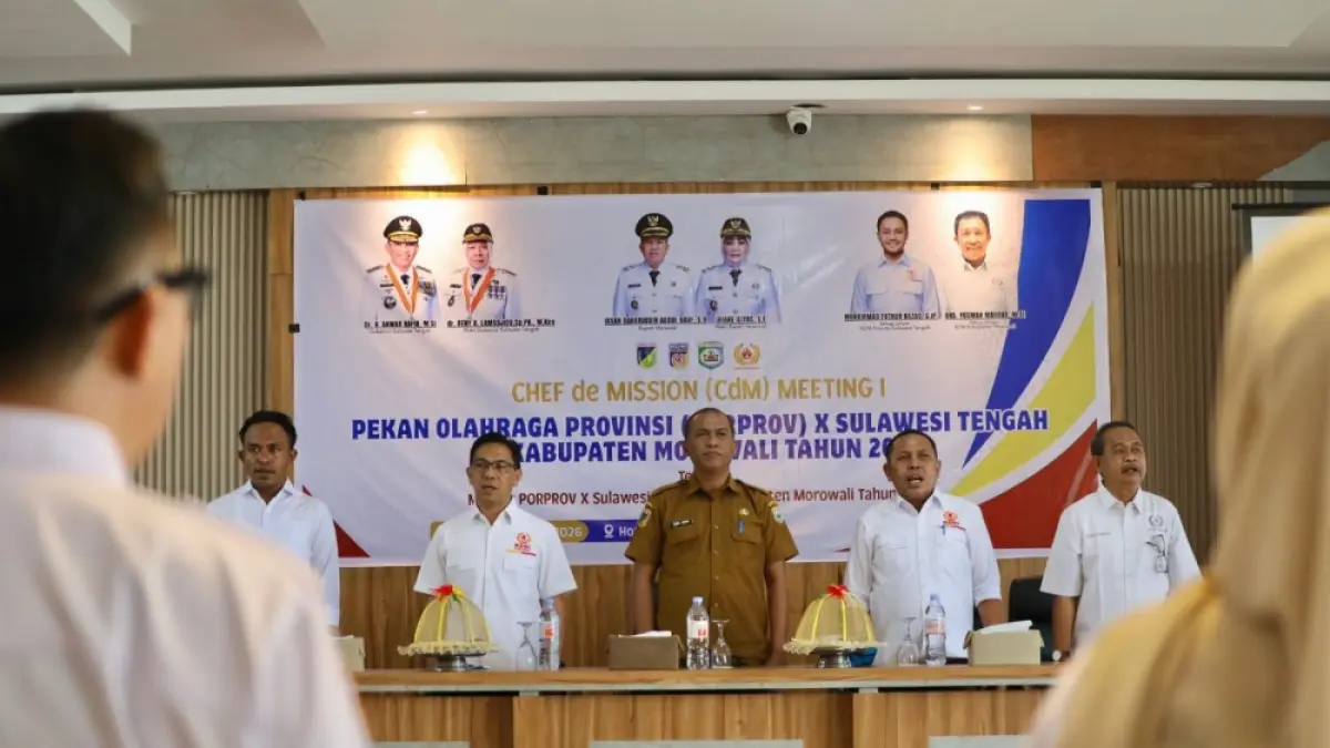 MEMBUKA: Kadis Pariwisata, Kebudayaan, Pemuda, Olahraga Morowali, Mohammad Amin, membuka kegiatan Chef de Mission (CDM) Meeting I Porprov X Sulawesi Tengah Tahun 2026, Rabu (6/05/2026).(FOTO: SUPRIYONO/RADAR PALU)