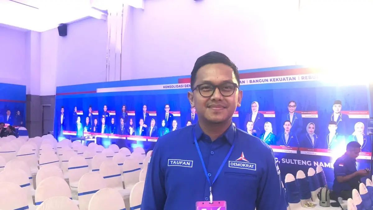 MUSYAWARAH DAERAH: Wakil Sekretaris DPD Partai Demokrat Sulawesi Tengah, Muhammad Taufan menjelaskan agenda musda.(FOTO: ANNISA NURUL WIBDY/RADAR PALU)&nbsp;