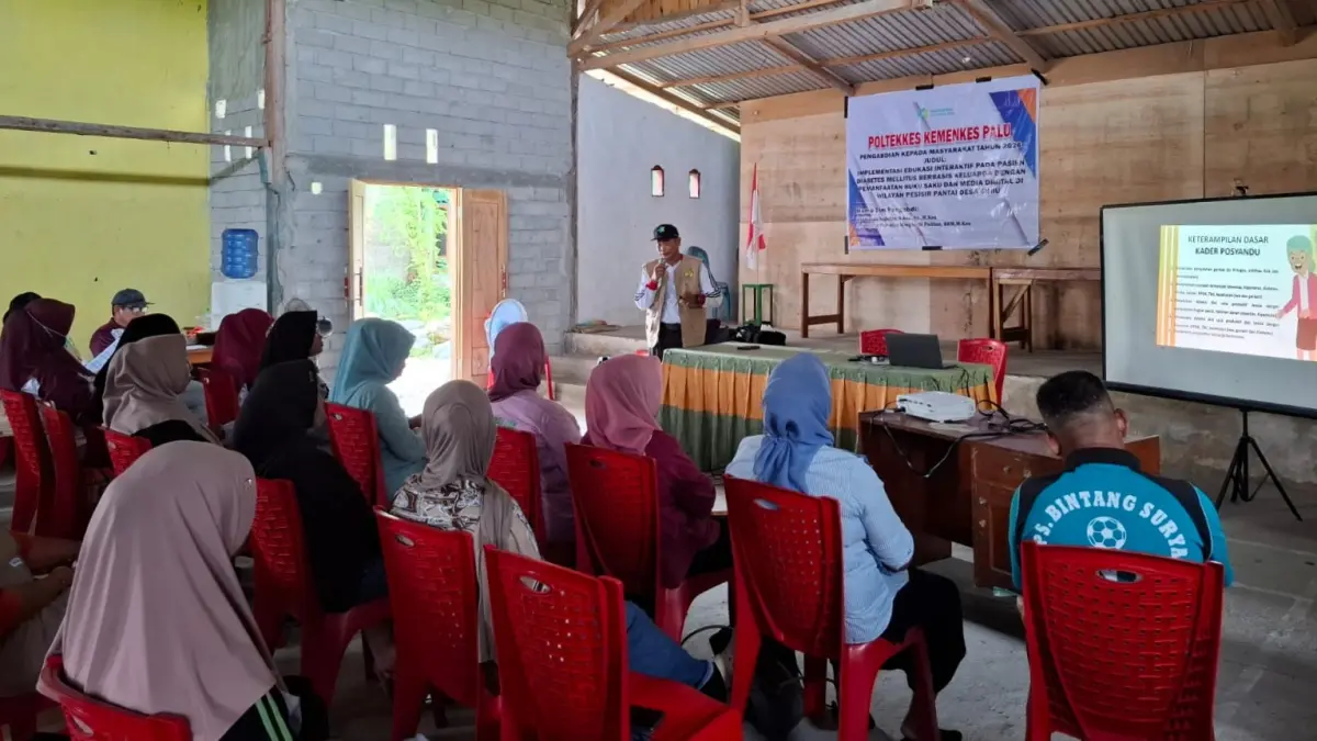 Jurusan Keperawatan Poltekkes Kemenkes Palu menggelar pelatihan kader kesehatan di Desa Siniu, Kecamatan Siniu, Kabupaten Parigi Moutong, pada 5–6 Mei 2026.