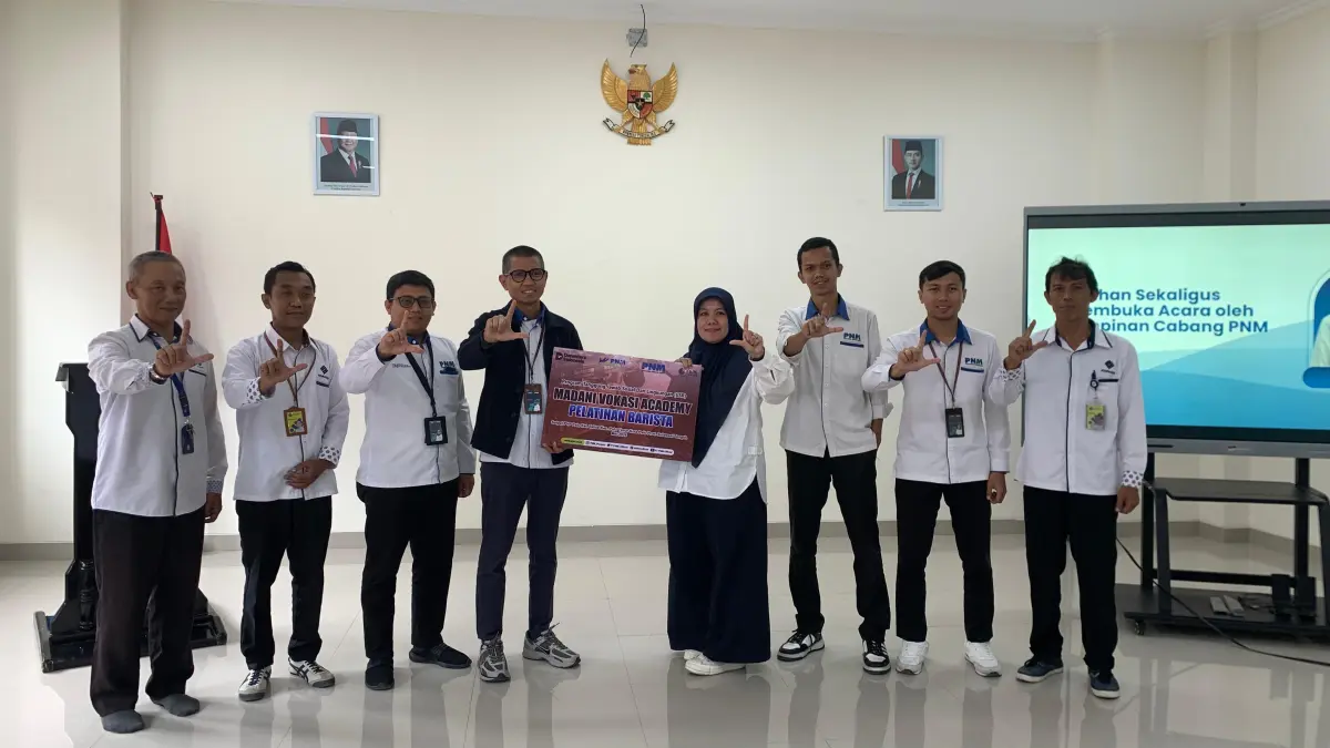 PT Permodalan Nasional Madani (PNM) menggelar Madani Vokasi Academy berupa pelatihan barista bagi anak-anak nasabah di Sulawesi Tengah. (Rina Abd Halik)