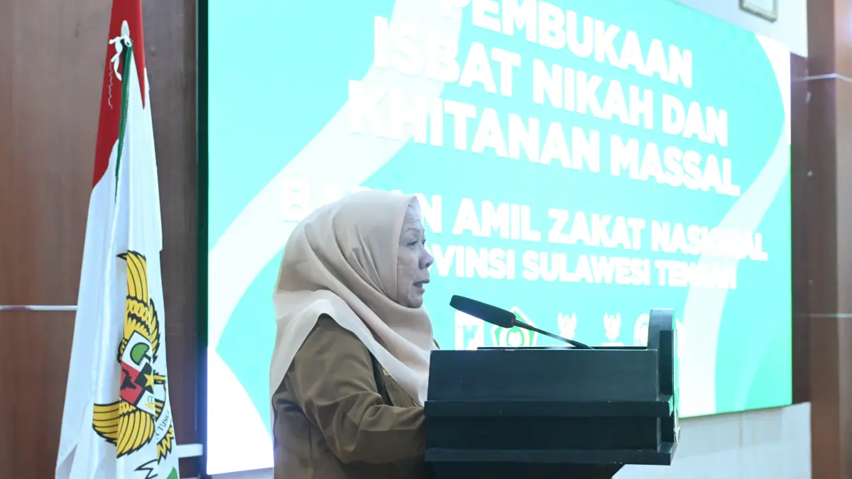 Wakil Gubernur Sulteng Reny A. Lamadjido membuka isbat nikah massal di Palu, Selasa (12/5/2026). Kegiatan ini diikuti 62 pasangan yang belum memiliki buku nikah resmi. (Ro.Adpim Sulteng)