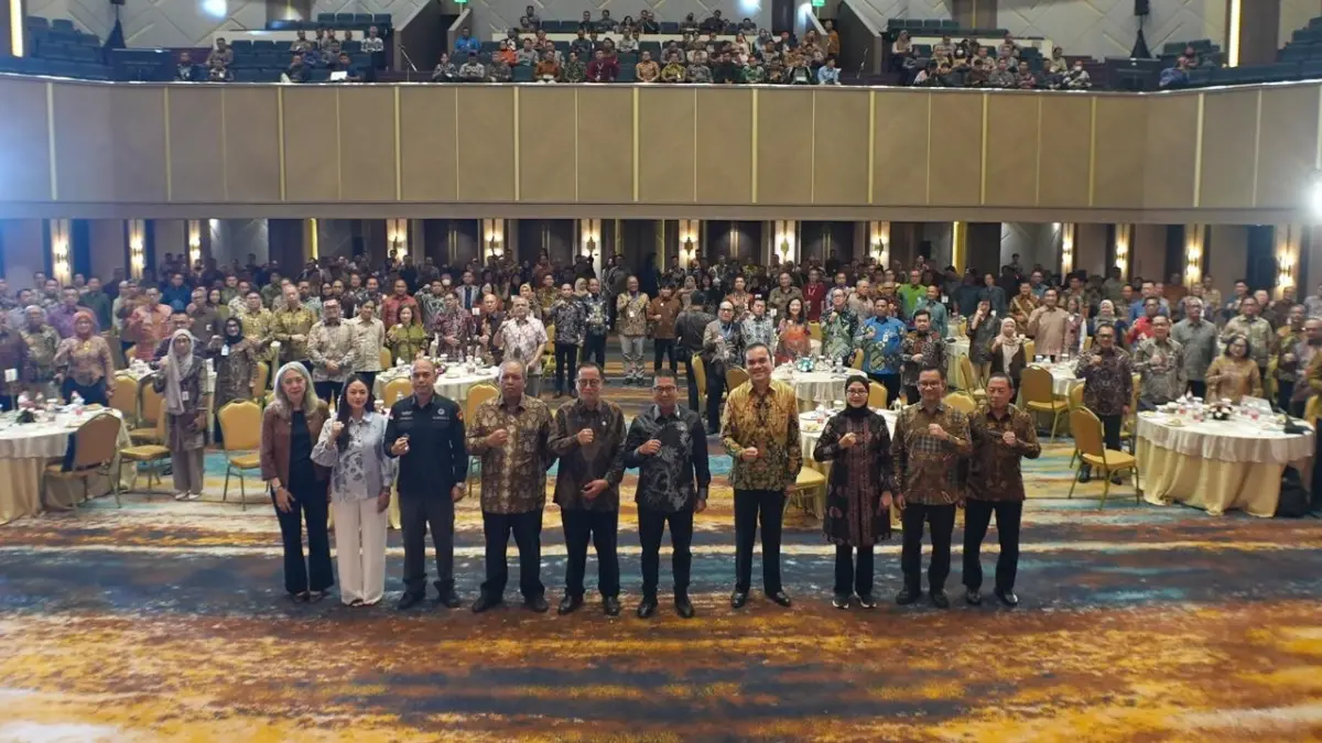 Kegiatan Sarasehan Industri Perbankan bertema “Penerapan Konsep Business Judgement Rule Terhadap Kredit Macet di Bank” di Jakarta, Selasa (12/5).