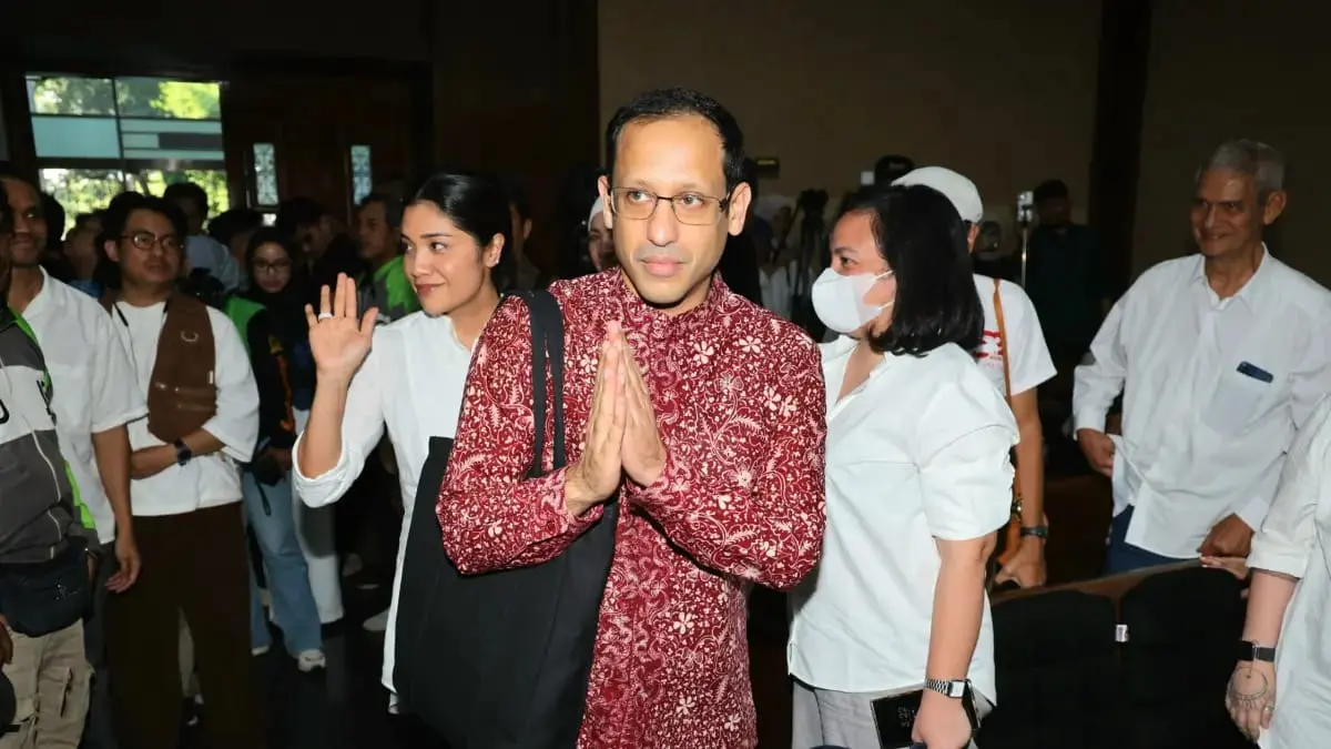 Nadiem Makarim menjalani sidang tuntutan kasus Chromebook di Pengadilan Tipikor Jakarta Pusat Rabu (13/5/2026).  Jaksa menuntut 18 tahun penjara dan uang pengganti Rp5,6 triliun.(Dery Ridwansah/ JawaPos.com)
