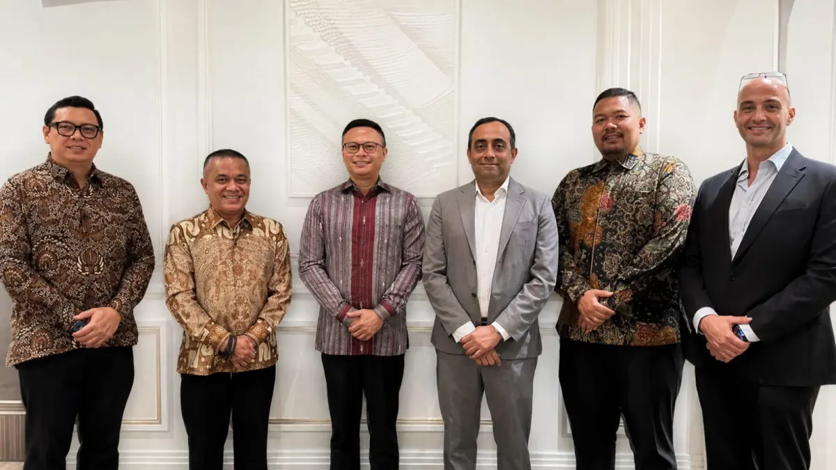 Penandatanganan MoU investasi KEK Palu dan Aslan Energy Capital menghadirkan proyek energi hijau Rp30 triliun. Proyek mencakup pembangunan BESS dan Terminal LNG.(Instagram @diskominfosantik_kotapalu)