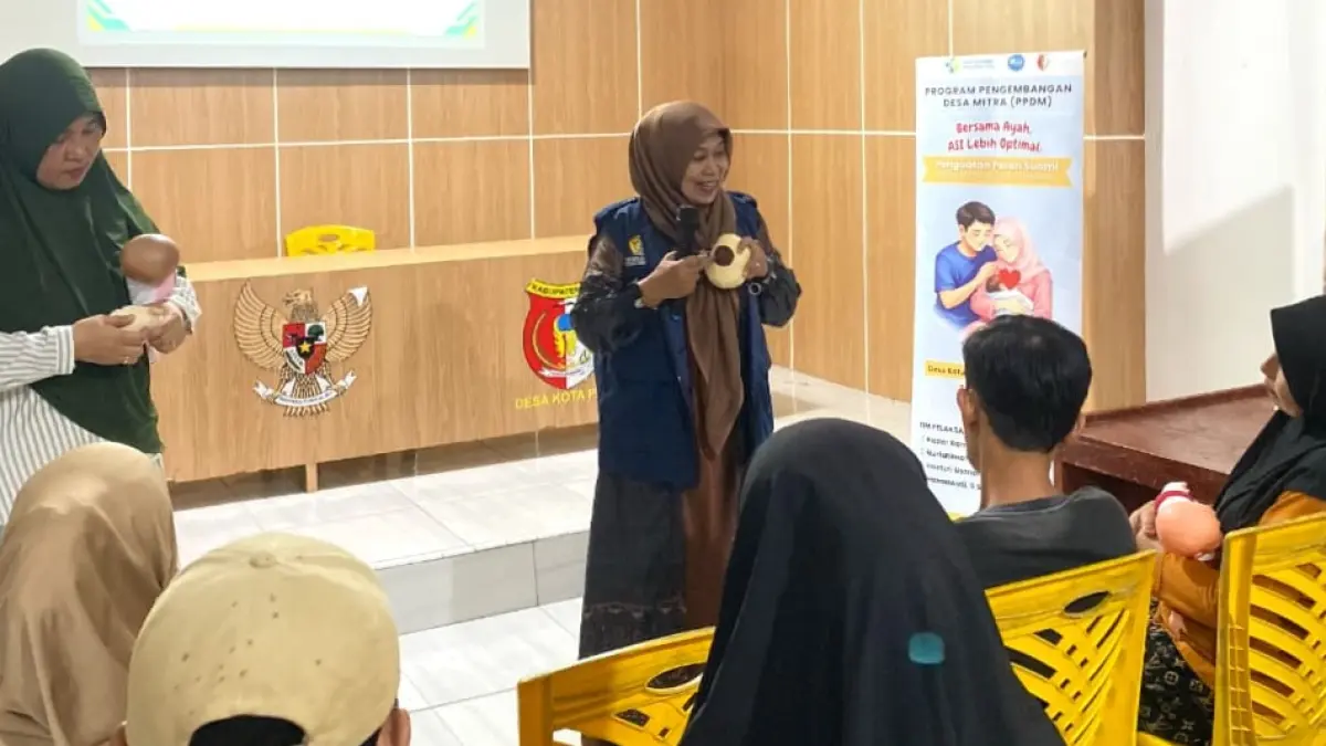 Tim Poltekkes Kemenkes Palu kembali menggelar kegiatan pengabdian kepada masyarakat berupa pelatihan intensif bagi 10 pasangan suami istri (pasutri) di Aula Desa Kotapulu, Kabupaten Sigi, Kamis (14/5).