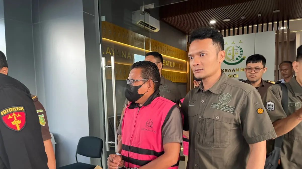 Dua Pejabat Dinas Peternakan Sigi ditetapkan tersangka oleh Kejari Sigi. (Anggel/Radar Palu)