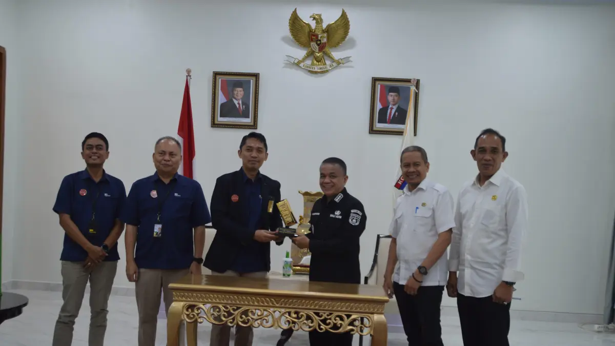 Wali Kota Palu dan jajaran Pegadaian menandatangani MoU investasi emas dan penataan kota di Rumah Jabatan Wali Kota.(Annisa Wibdy/Radar Palu)