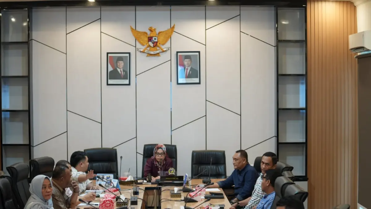 PENGAWASAN: Suasana Banmus DPRD Sulteng membahas pengawasan anggaran yang akan dilakukan anggota DPRD Sulteng.(FOTO: HUMAS DPRD SULTENG/RADAR PALU).