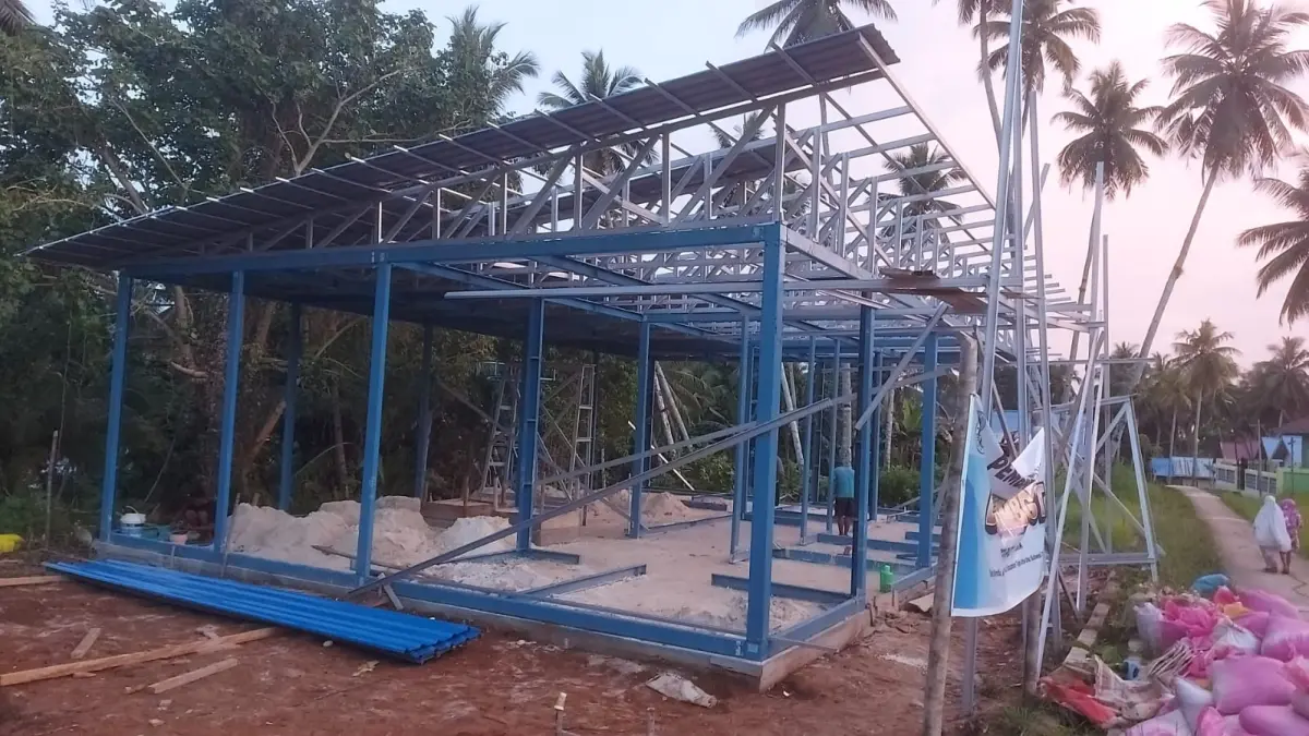 DIBANGUN: Salah satu dapur MBG yang dibangun di Pulau Wakai.(FOTO: ISTIMEWA/RADAR PALU)