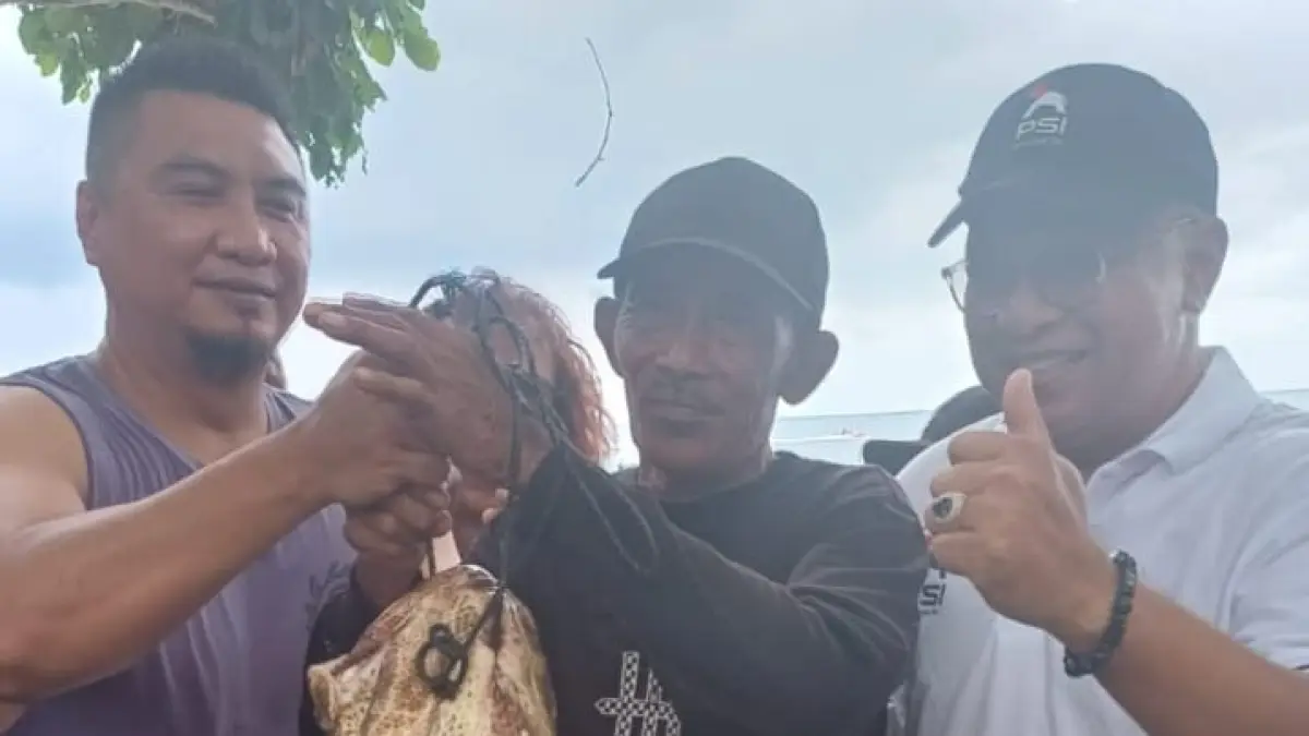 LOMBA: Inilah pemenang lomba mancing PSI.(FOTO: BUDIYANTO WIHARTO/RADAR PALU)