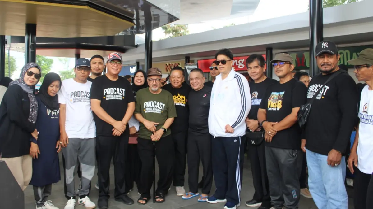 Tokoh lintas agama bersama Pemerintah Kota Palu menghadiri pembagian 10.000 paket makanan bagi anak panti asuhan dan masyarakat prasejahtera di Lapangan Vatulemo, Minggu (31/5/2026).(Foto istimewa)