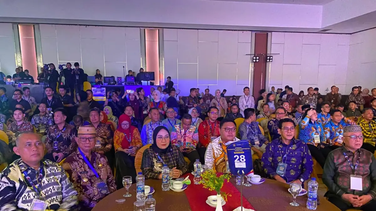 PENGANGGURAN : Bupati Parimo H. Erwin Burase menghadiri Apresiasi Pemerintah Daerah Berprestasi 2026 Regional Sulawesi, Jumat (29/5/2026).(FOTO: ISTIMEWA/RADAR PALU)