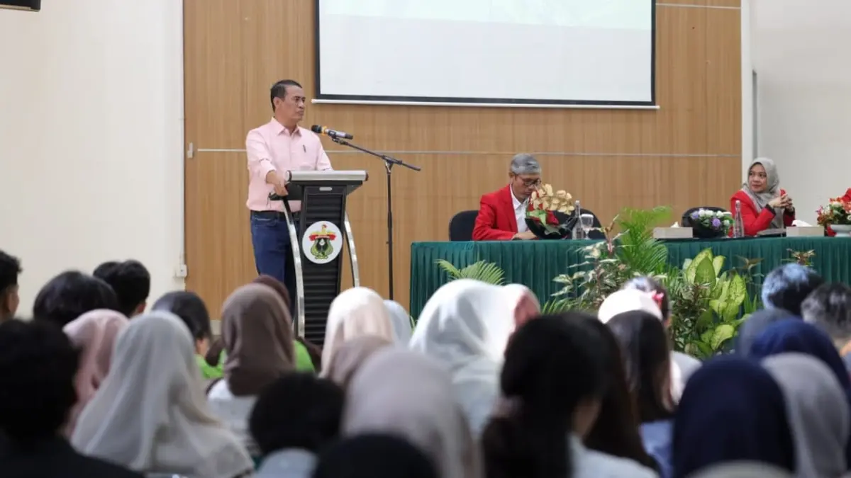  Kuliah umum Menteri Pertanian (Mentan) Andi Amran Sulaiman di Fakultas Pertanian Universitas Hasanuddin (Unhas), Selasa (2/6/2026), berubah menjadi forum penyelesaian masalah pertanian. 