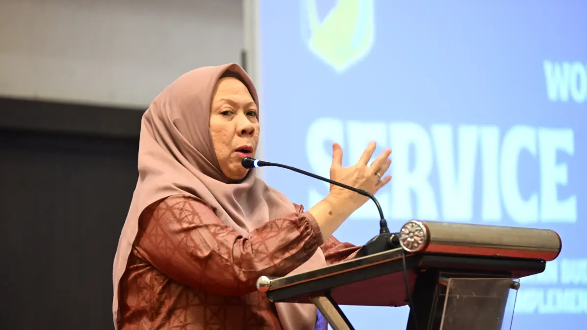 Wakil Gubernur Sulawesi Tengah dr. Reny A. Lamadjido membuka Workshop Service Excellent di Palu, Kamis (4/6), sebagai upaya meningkatkan kualitas pelayanan RS Undata kepada masyarakat. FOTO: Ro. Adpim Sulteng&nbsp;