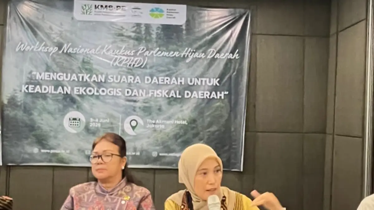 Ketua Presidium KPHD, Mutmainah Korona, bersama anggota Kaukus Parlemen Hijau Daerah (KPHD) mengikuti agenda nasional terkait percepatan pengakuan masyarakat hukum adat.