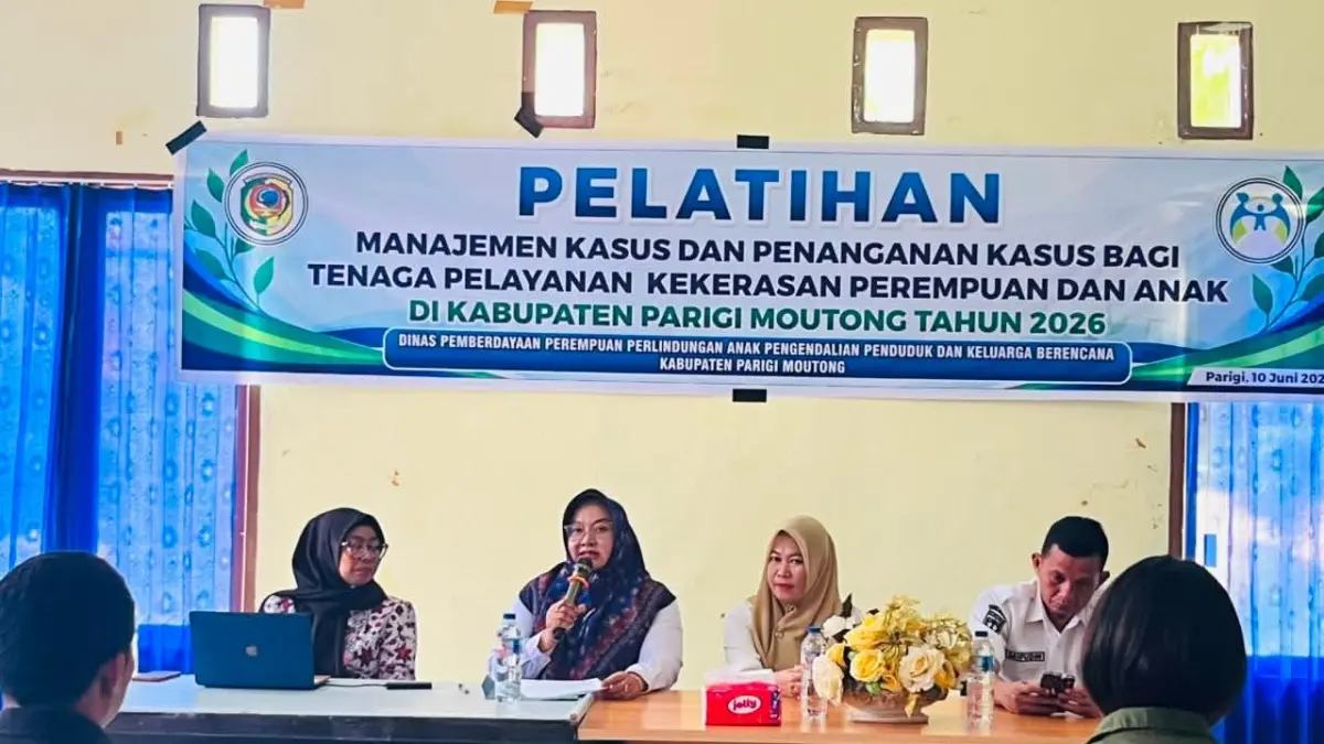 PENGUATAN: Peserta mengikuti Pelatihan Manajemen Kasus dan Penanganan Kasus Kekerasan Perempuan dan Anak yang diselenggarakan DP3AP2KB Kabupaten Parigi Moutong di Aula Kantor DP3AP2KB, Rabu (10/6/2026).(FOTO: ISTIMEWA/RADAR PALU)