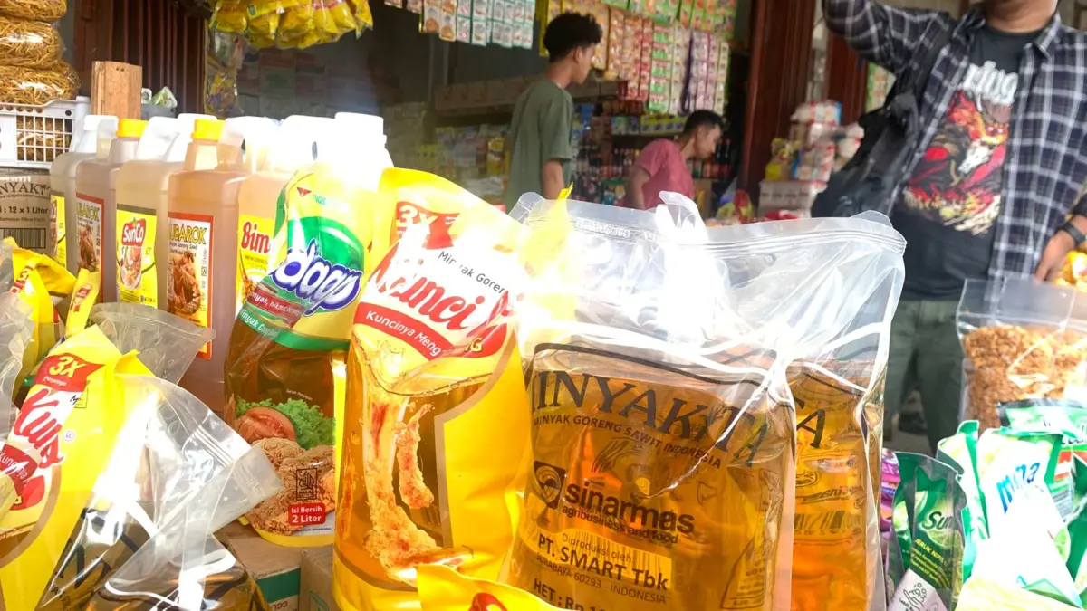 Ketersediaan MinyaKita di Pasar Tradisional Inpres Manonda mengalami kelangkaan.(RINA ABD HALIK)