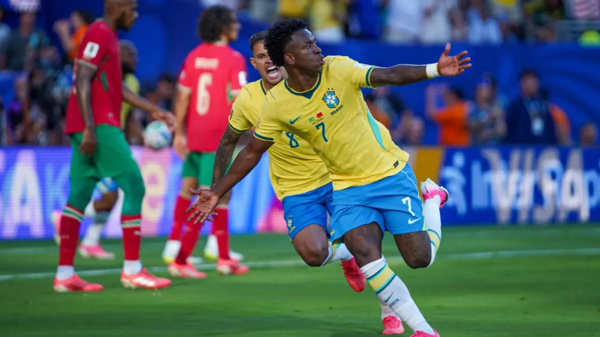Selebrasi Vinicius Jr usai mencetak gol ke gawang Maroko. (cbf.com.br)