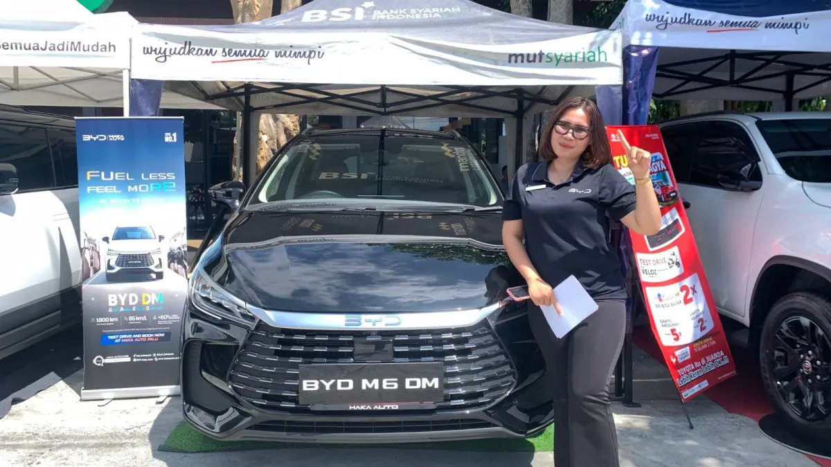 BYD Haka Palu terus menggencarkan edukasi dan test drive untuk memperkenalkan kendaraan listrik (EV) serta teknologi Dual Mode (DM) kepada masyarakat. 