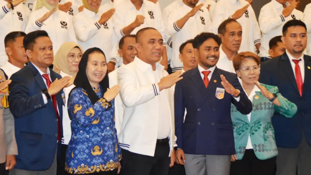 DORONG PRESTASI ATLET Wakil Wali Kota Palu, Imelda Liliana Muhidin, saat hadir dalam pelantikan dan rapat kerja KONI Kota Palu di Hotel Best Western, Rabu (1762026). Foto Humas Pemkot Palu