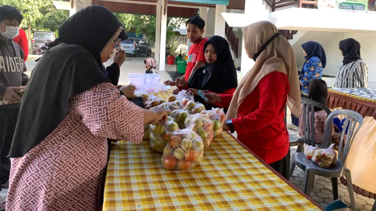 DPKP Kota Palu menghadirkan konsep baru dalam pelaksanaan Pasar Tani dengan mempertemukan langsung petani dan konsumen.(Rina Abd Halik)
