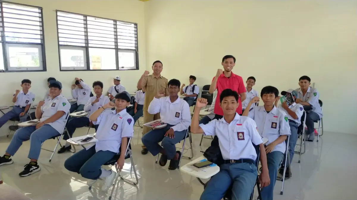 Guru Tamu yang menghadirkan tim Technical Training Honda di SMK PGRI 1 Marawola, Kabupaten Sigi, pada 11 Juni 2026. (istimewa)