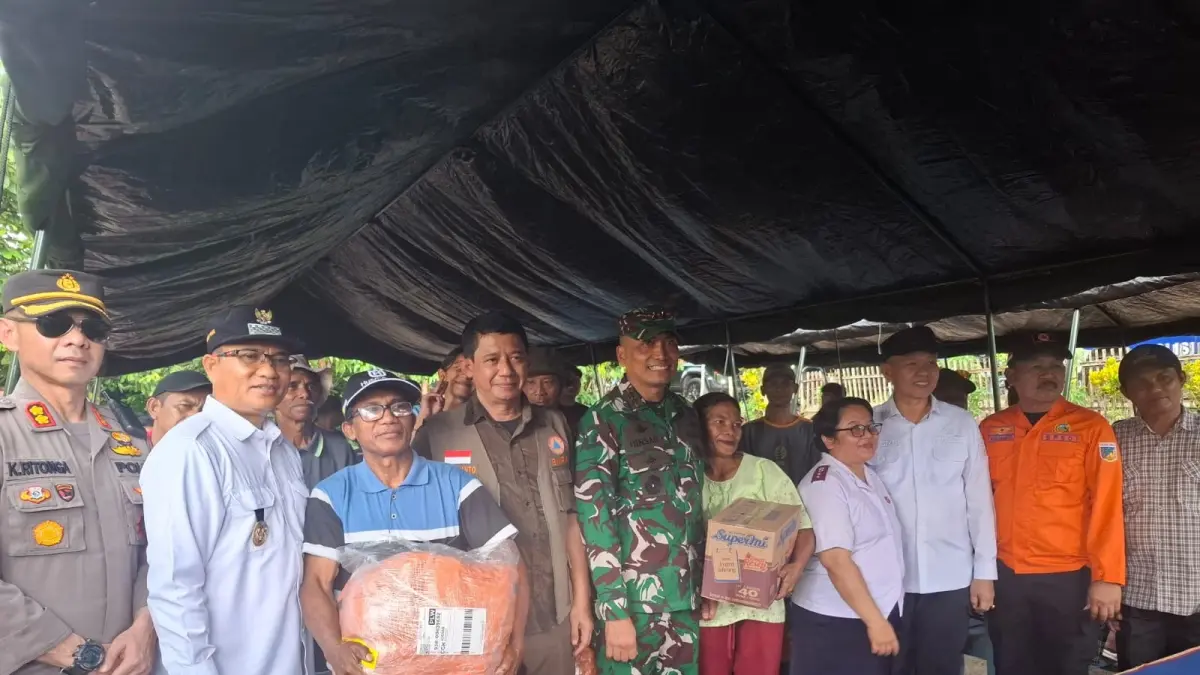MENDATA: BPPB Kabupaten Sigi telah melakukan pendataan korban terdampak gempa bumi.(FOTO: ANGEL SUMBARA/RADAR PALU).