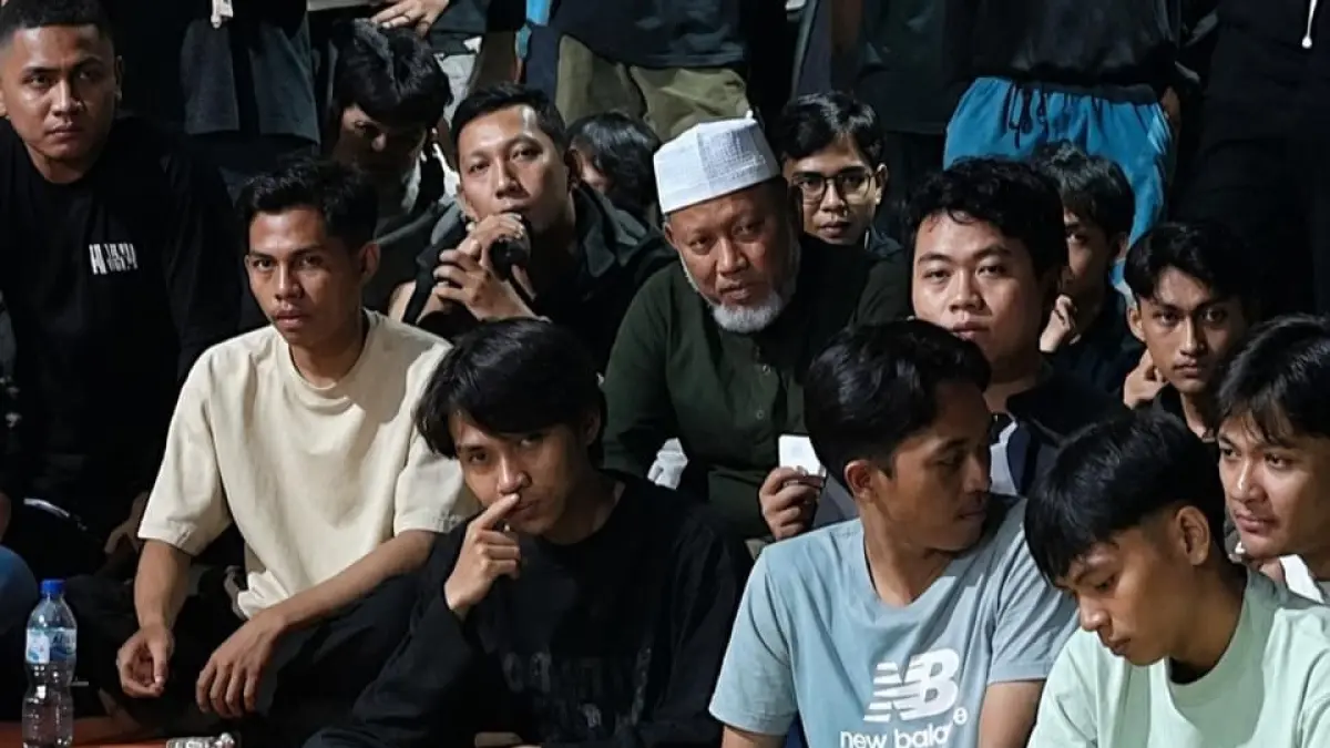 Anggota Komisi B DPRD Kota Palu, Nurhalis Nur, menghadiri deklarasi Aliansi Masyarakat Tolak LGBT di Taman Vatulemo, Kamis (25/6/2026). (Annisa Wibdy/ Radar Palu)