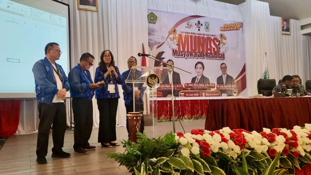 Ketua Lembaga Pengembangan Pesparawi Daerah (LPPD) Sulawesi Tengah, Diah Agustiningsih Entoh, saat memaparkan kesiapan menjadi tuan rumah Pesparawi Nasional, 2026.(Dokumen Pribadi)