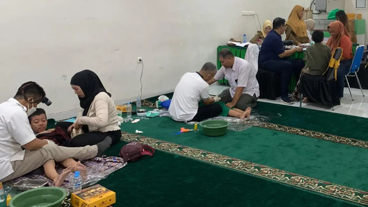 PT. Pegadaian Area Palu menggelar program Sunatan Massal yang diikuti 122 anak. Senin (29/6/2026). (Rina Abd Halik)