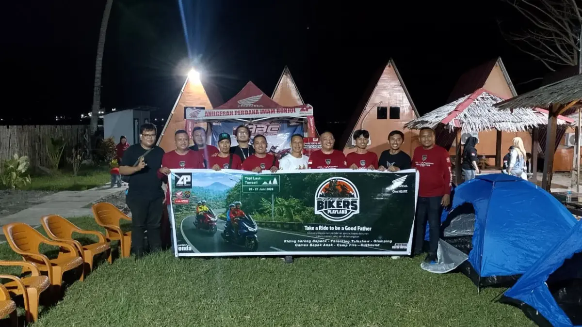 Suasana kegiatan PCX Bikers Playland yang digelar Main Dealer Anugerah Perdana Honda Region Sulawesi Tengah di kawasan Tepi Laut Tawaeli, 20–21 Juni 2026. (Istimewa)