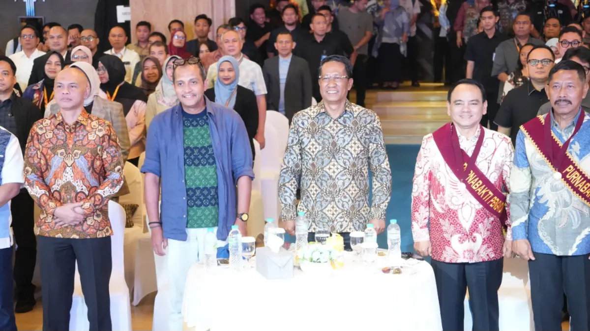 Rakor Pengendalian Kinerja Semester I Kementerian Hukum Tahun 2026 di Graha Pengayoman, Kuningan, Jakarta Selatan, Kamis malam (2/7/2026).