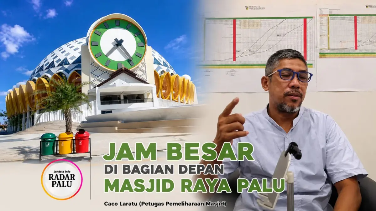 Petugas Pemeliharaan Masjid Baitulkhairaat, Caco Laratu, menjelaskan kondisi jam besar di bagian depan masjid yang mengalami gangguan setelah gempa bumi M6,7 pada 16 Juni 2026. Hasil asesmen menyatakan kerusakan akan diperbaiki oleh PT PP (Persero) Tbk karena bangunan masih dalam masa pemeliharaan. Foto: Instagram RADAR PALU&nbsp;