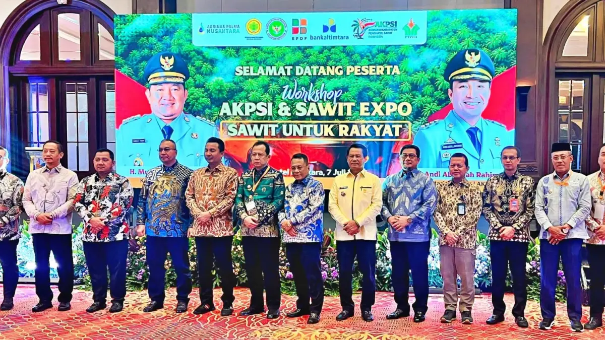 RAKERNAS: Wakil Bupati Morowali Utara H. Djira Kendjo bersama Plt Kepala Dinas Pertanian dan Peternakan Morut, Krispen H. Masu, menghadiri Rakernas dan Workshop AKPSI 2026 di Hotel Bidakara, Jakarta Selatan, Selasa (7/7/2026). (FOTO: ISTIMEWA/RADAR PALU)