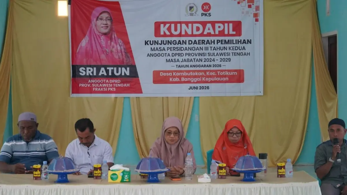 KUNDAPIL: Anggota Fraksi PKS DPRD Sulteng, Sri Atun, saat menggelar Kundapil di Kabupaten Banggai Kepulauan.(FOTO: HUMAS PKS DPRD SULTENG/RADAR PALU).