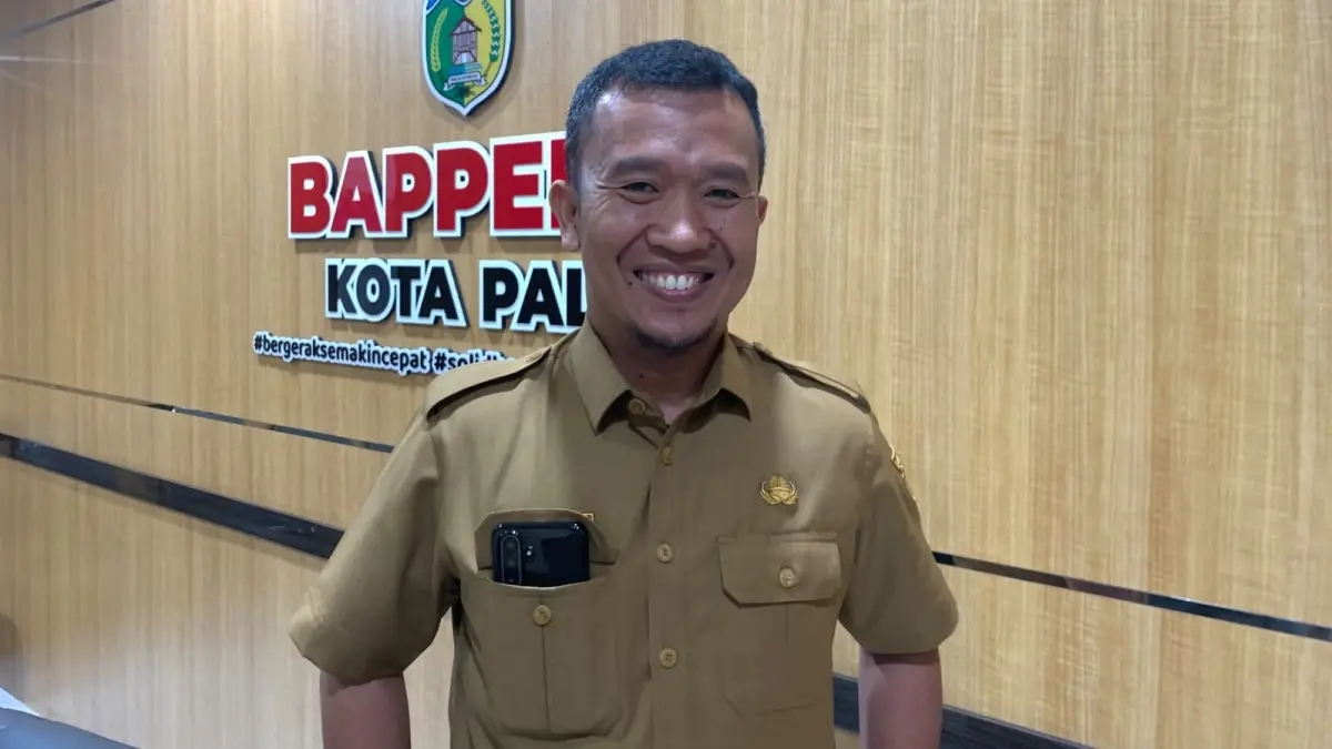 Asisten II Bidang Administrasi Perekonomian dan Pembangunan Sekretariat Daerah (Setda) Kota Palu, Rahmad Mustafa.(Rina Abd Halik)