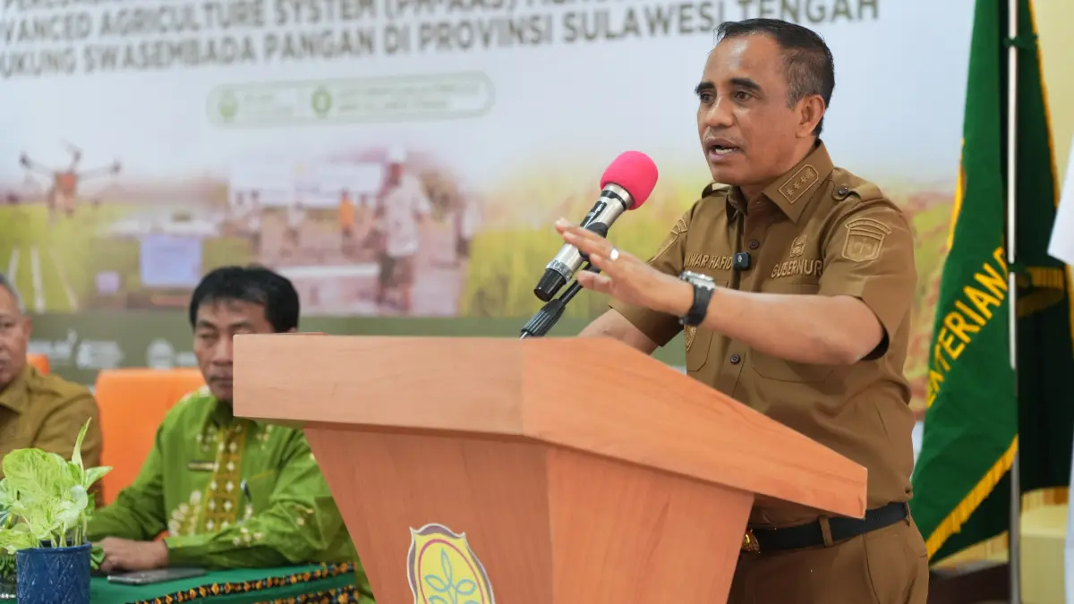 Gubernur Sulawesi Tengah Anwar Hafid membuka Rakor PMAAS dan Program Strategis Kementerian Pertanian 2026 di BBPMP Desa Maku, Kabupaten Sigi. FOTO: RO ADPIM SULTENG&nbsp;