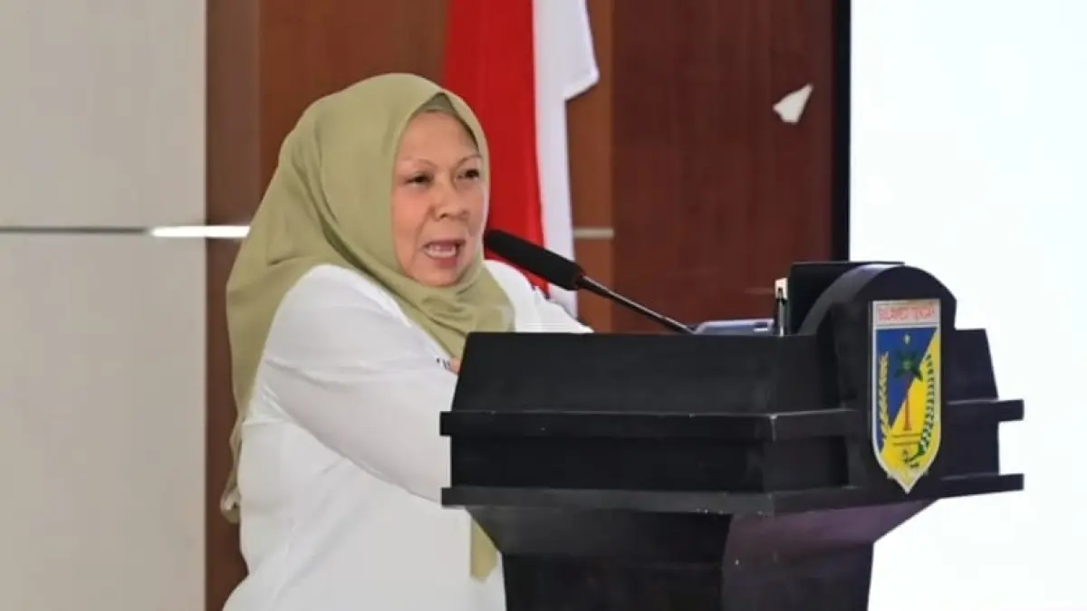 Wakil Gubernur Sulawesi Tengah, Reny Lamadjido, memberikan arahan kepada PPK dan PPTK saat Rapat Koordinasi Monitoring dan Evaluasi Pelaksanaan Program dan Kegiatan Semester I 2026 di Ruang Pogombo, Kantor Gubernur Sulawesi Tengah, Rabu (15/7). Foto: Ro Adpim Sulteng&nbsp;