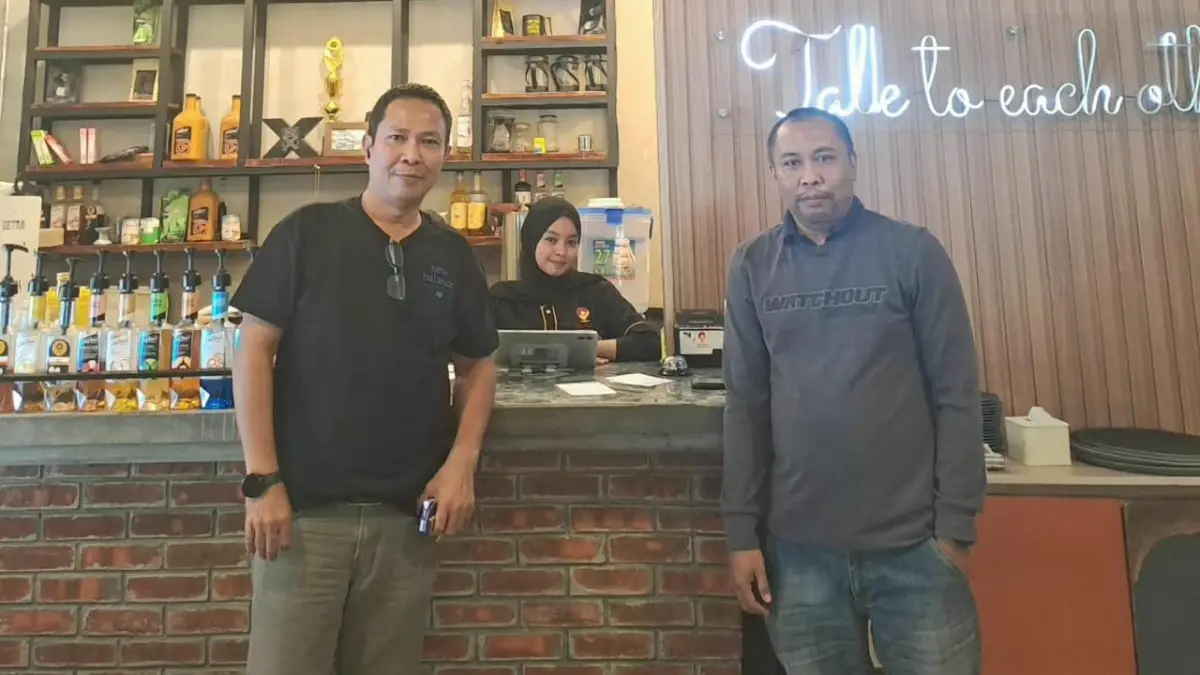 Edukasi Hak Cipta dan Pendampingan Pencatatan Hak Cipta Lagu yang diselenggarakan di Kafe Pin Point, Kota Palu, Jumat (17/7/2026).