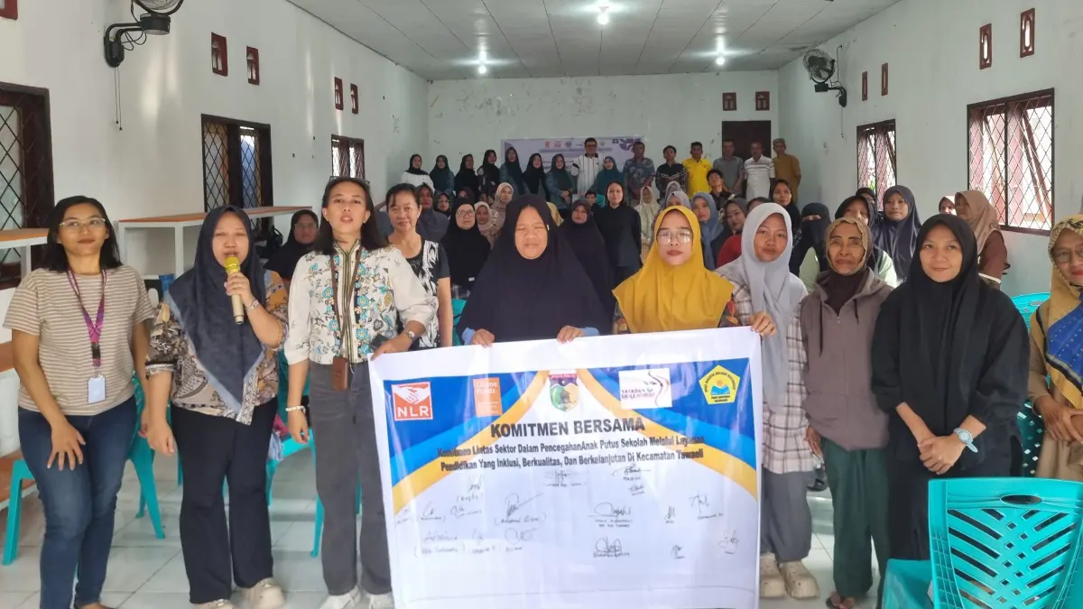 Peserta mengikuti Pelatihan Kelas Pembelajaran Orang Tua bertajuk Mompiara Bija Nte Laramputi yang digelar Yayasan Sikola Mombine di Kantor Kelurahan Lambara, Kecamatan Tawaeli, Sabtu (25/7/2026). Foto: MOH FATHAHILA