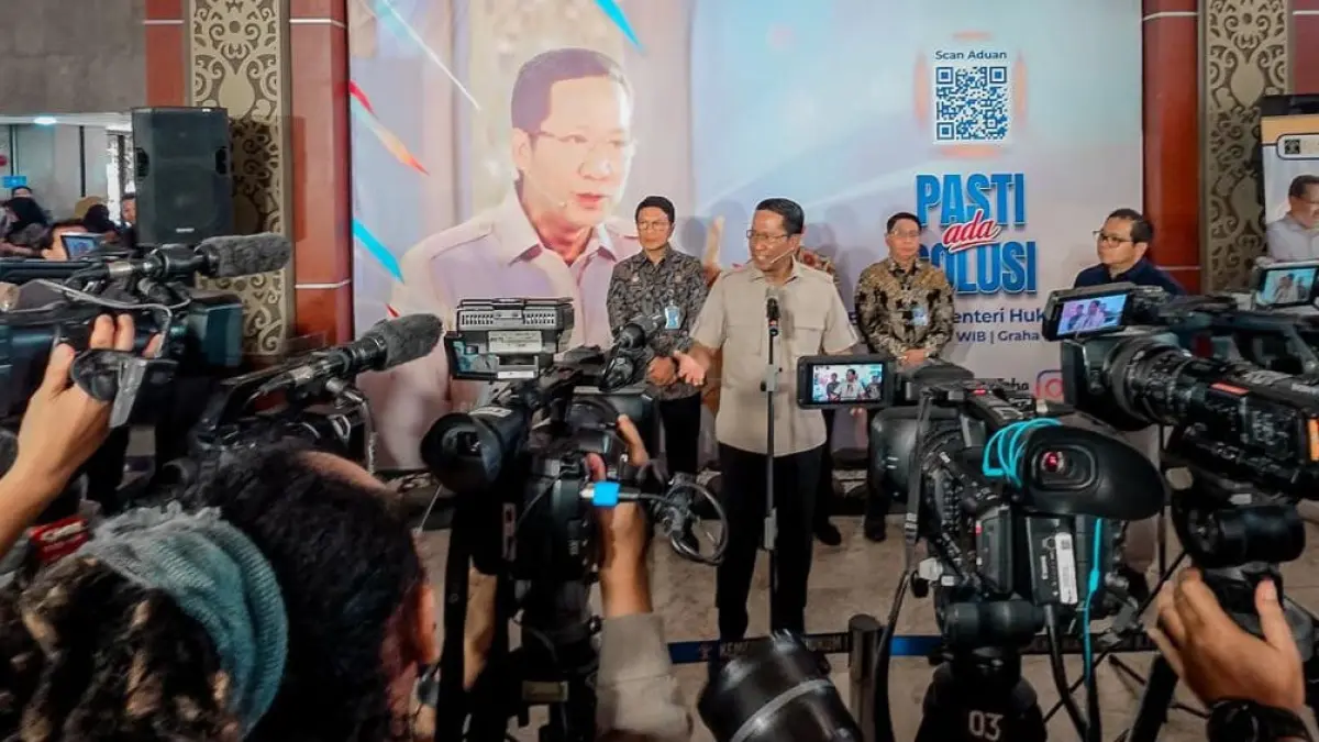 Menteri Hukum (Menkum), Supratman Andi Agtas, menegaskan bahwa penyesuaian tarif PNBP bukan bertujuan membebani masyarakat, melainkan memastikan keberlanjutan transformasi pelayanan hukum yang berkualitas. 