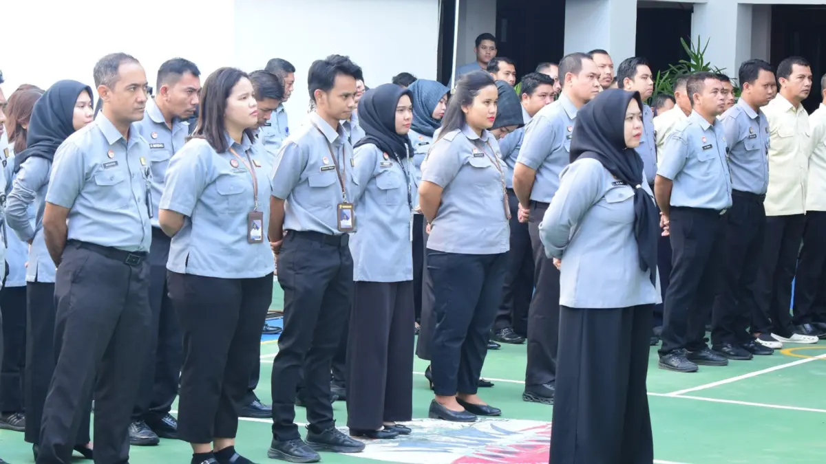 Apel pagi di lingkungan Kanwil Kemenkum Sulteng, Senin (27/7/2026).