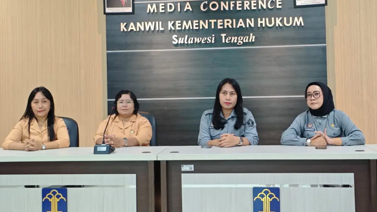 DWP Kantor Wilayah Kementerian Hukum Sulawesi Tengah mengikuti Sosialisasi E-Reporting Program Kerja DWP yang diselenggarakan secara daring melalui Zoom Meeting pada Selasa, 28 Juli 2026. 